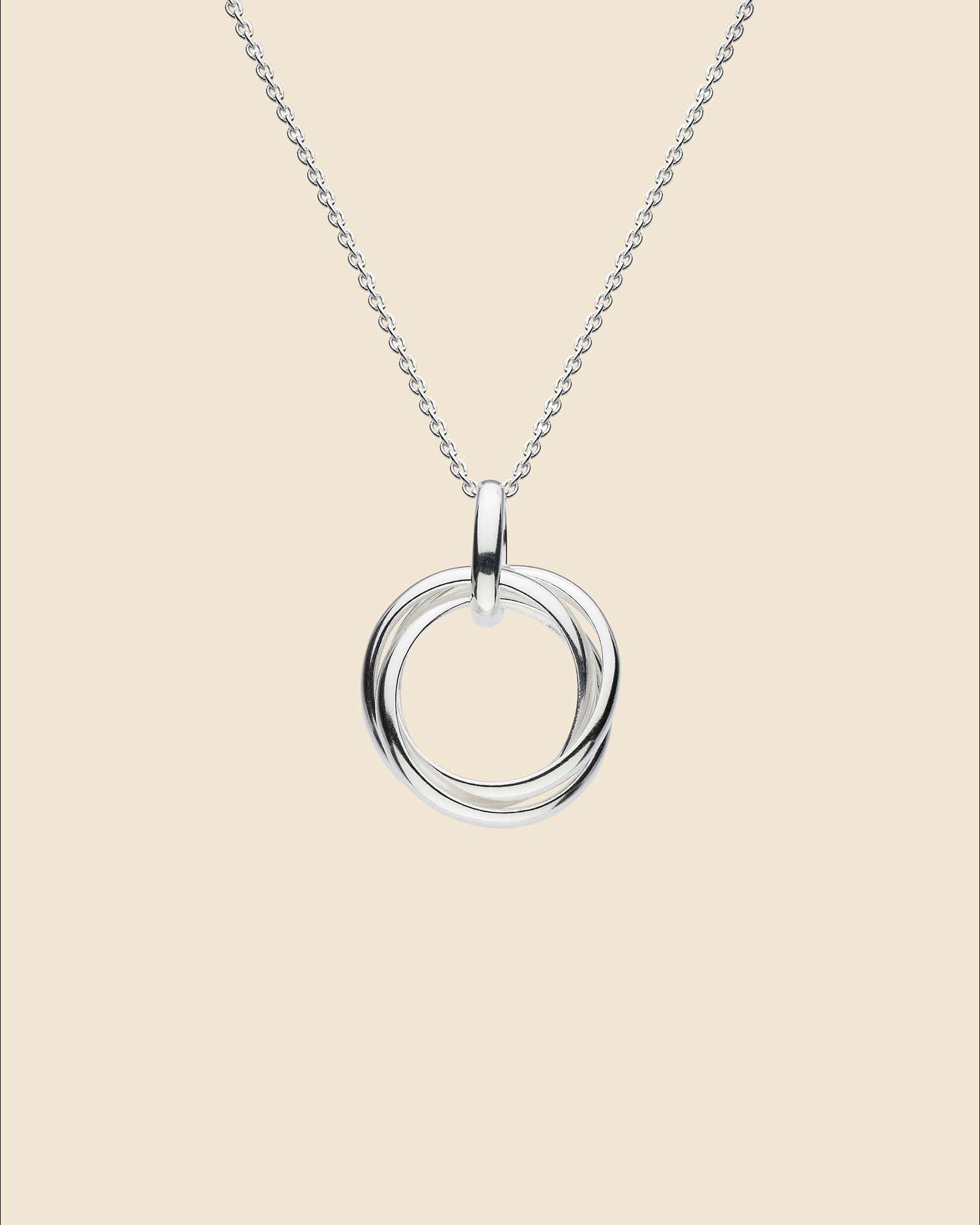 Sterling Silver Triple Ring Pendant Necklace (18")