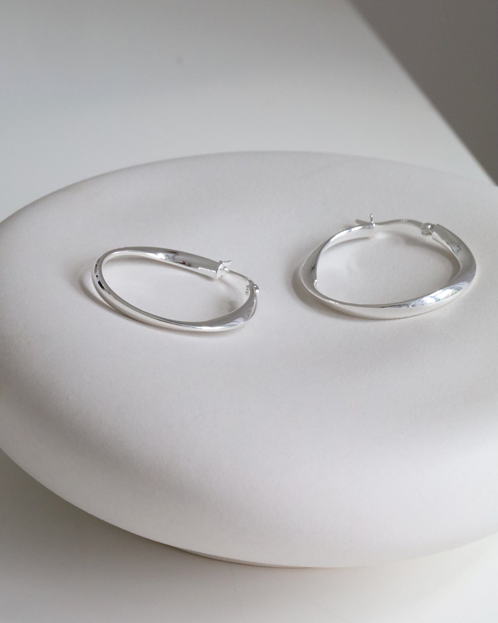 Sterling Silver Jensen 30mm Flip-Top Hoops