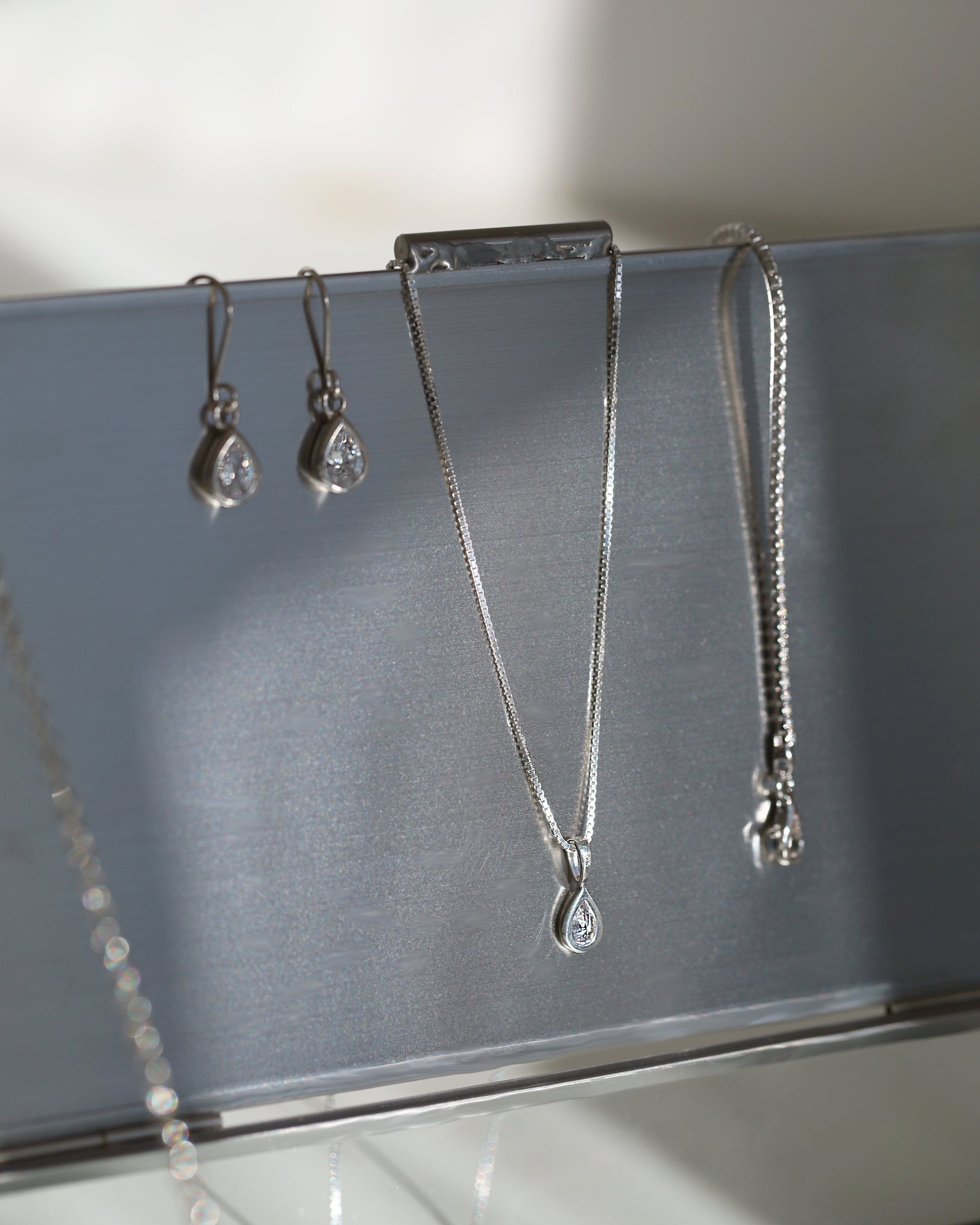 Cubic Zirconia Set Small Teardrop Pendant