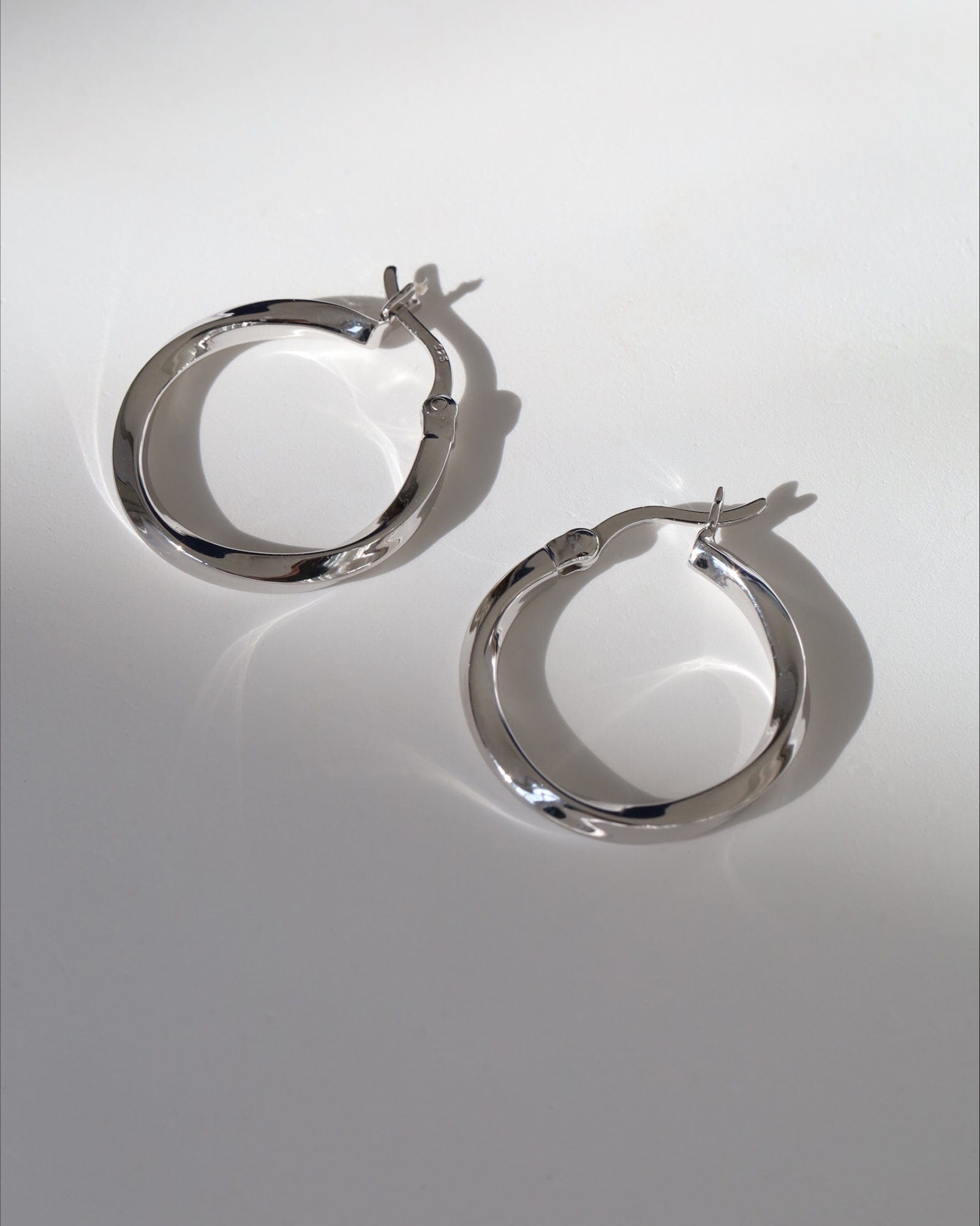 Sterling Silver 18mm Twist Hoops