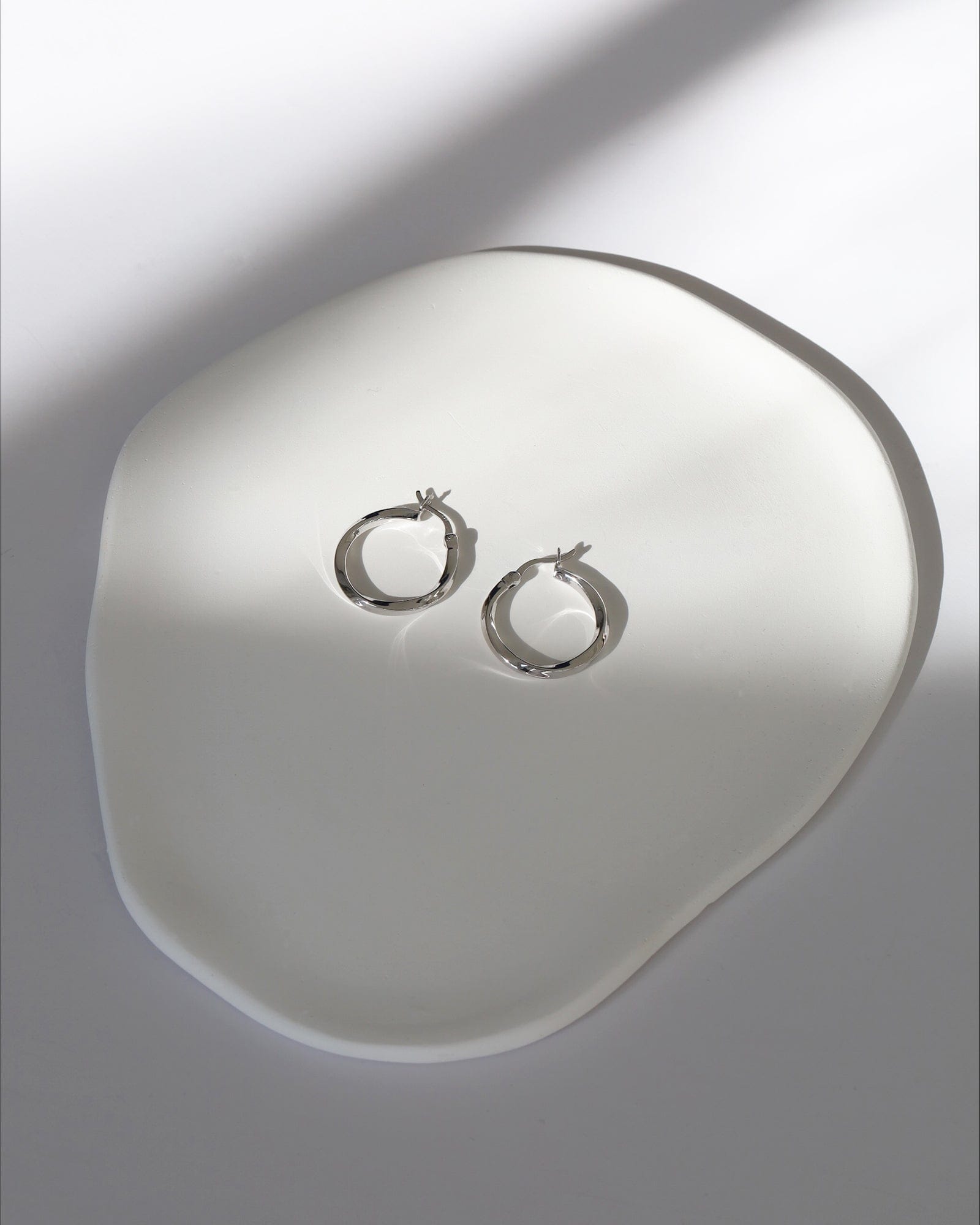 Sterling Silver 18mm Twist Hoops