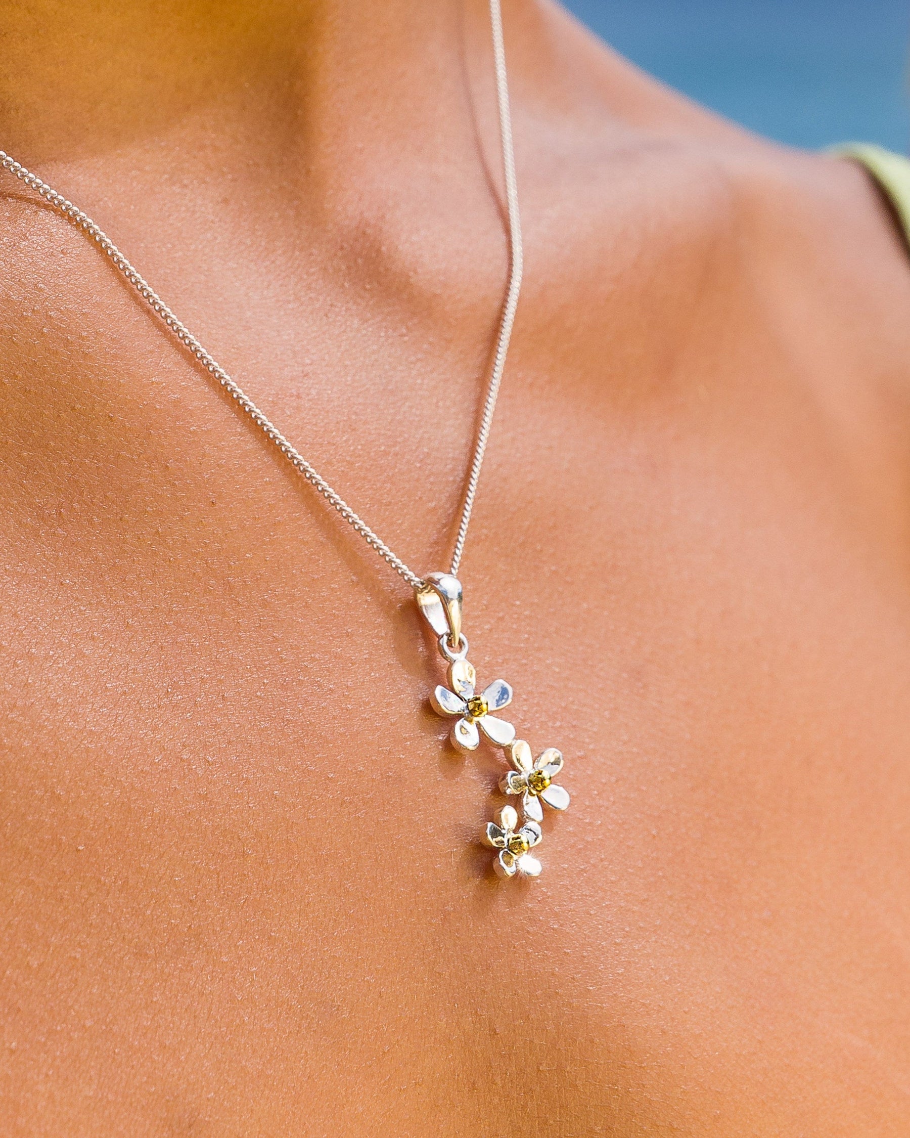 Sterling Silver Three Daisy Drop Pendant