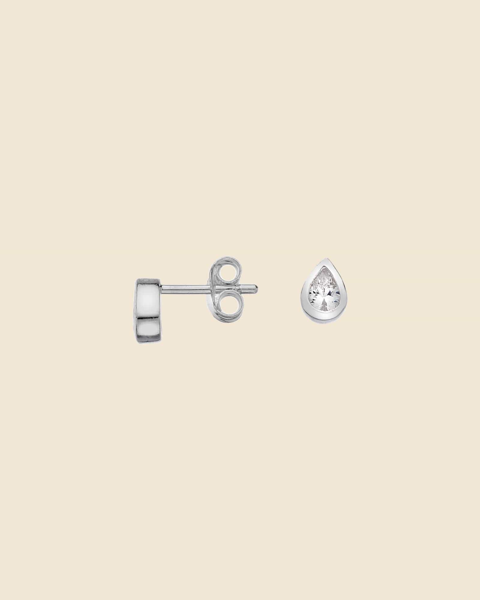 Cubic Zirconia Set Small Teardrop Studs