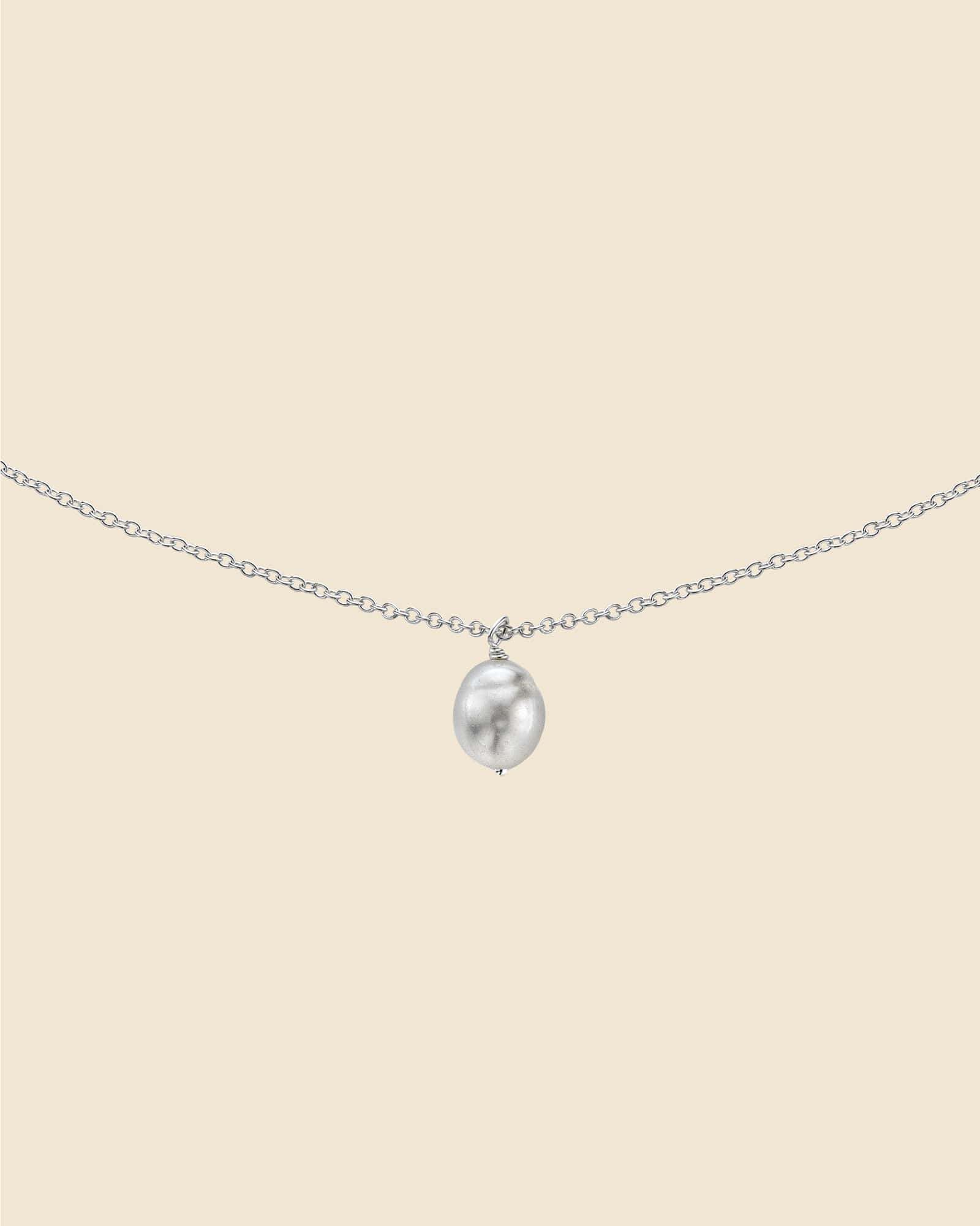 Sterling Silver Simple Freshwater Pearl Necklace