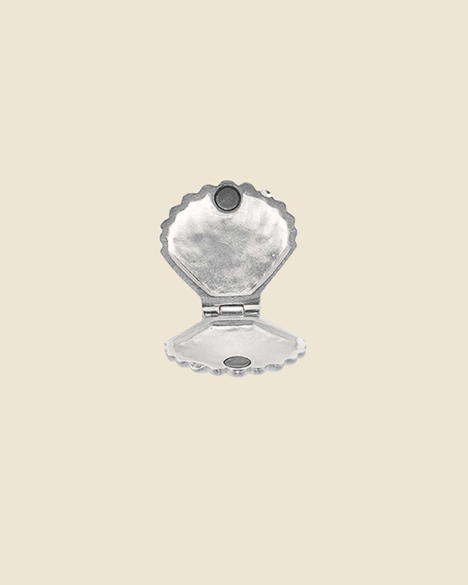 Sterling Silver Scallop Locket Pendant