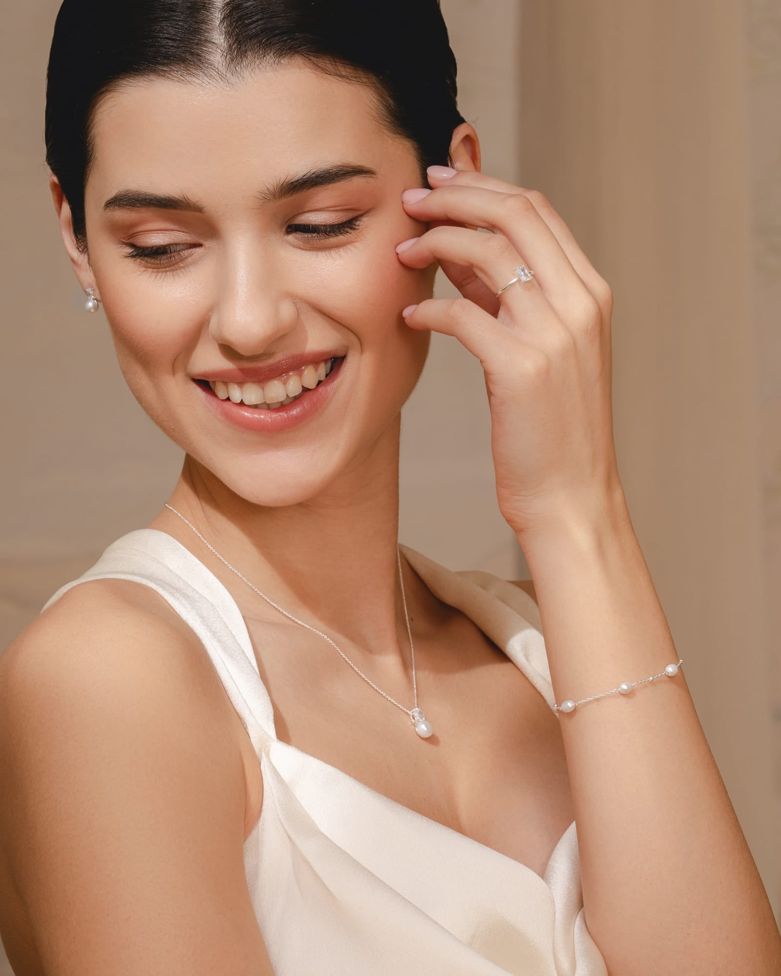 Sterling Silver, Cubic Zirconia and Freshwater Pearl Classic Necklace