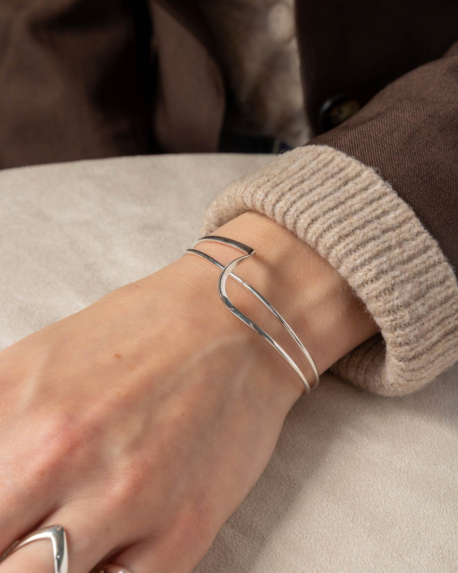 Sterling Silver Fine Crossover Bangle