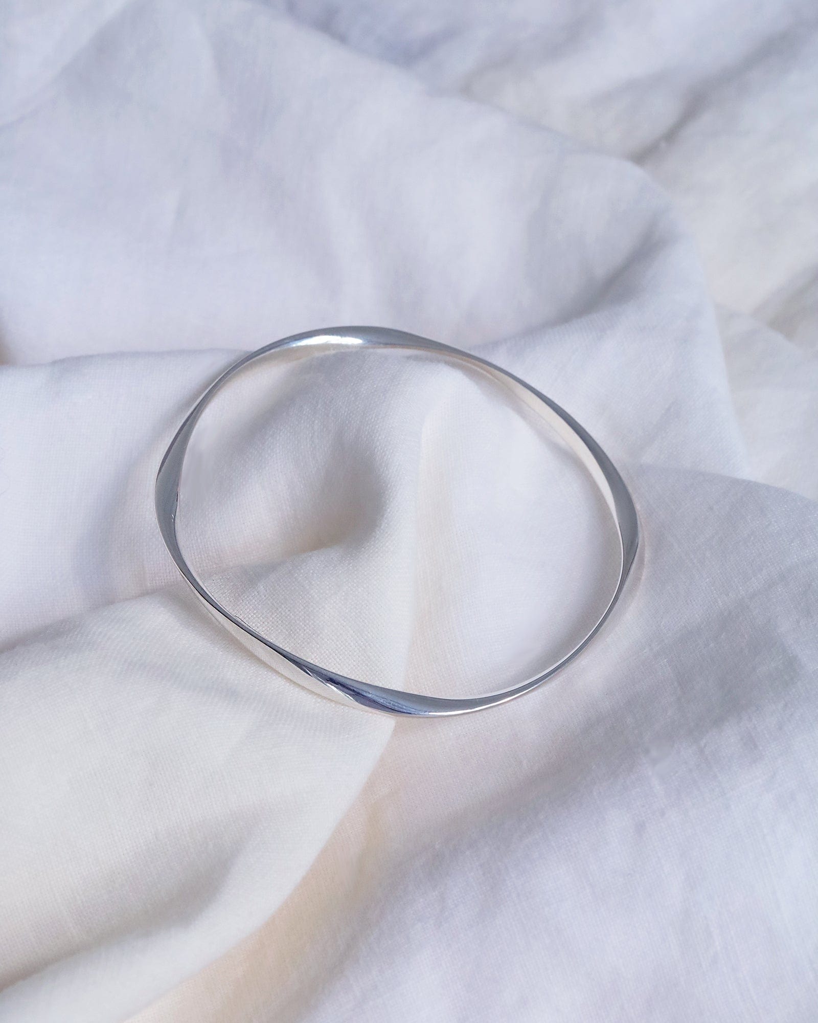 Sterling Silver Ribbon Twist Bangle