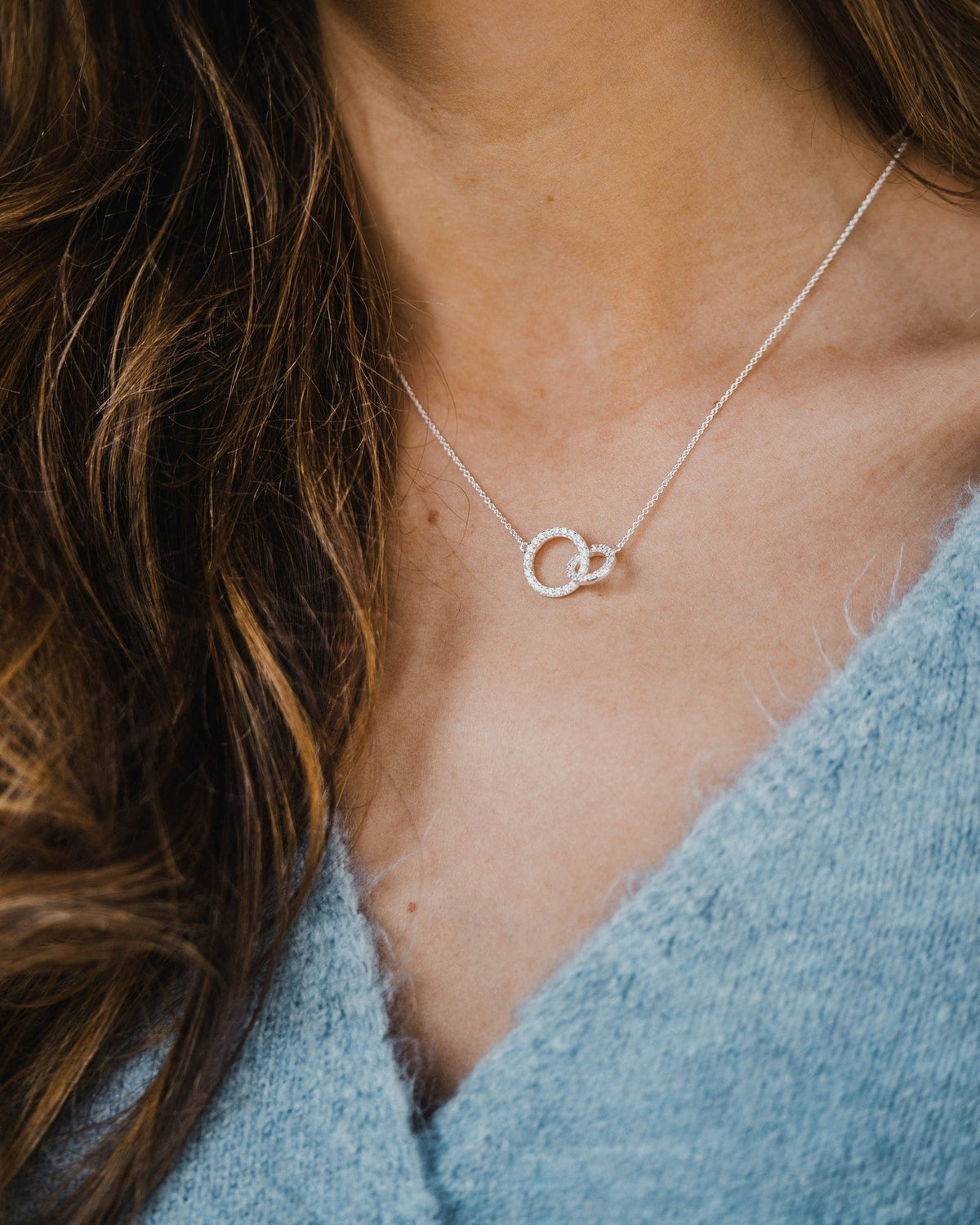 Interlinked Rings Pendant Necklace - New Arrivals
